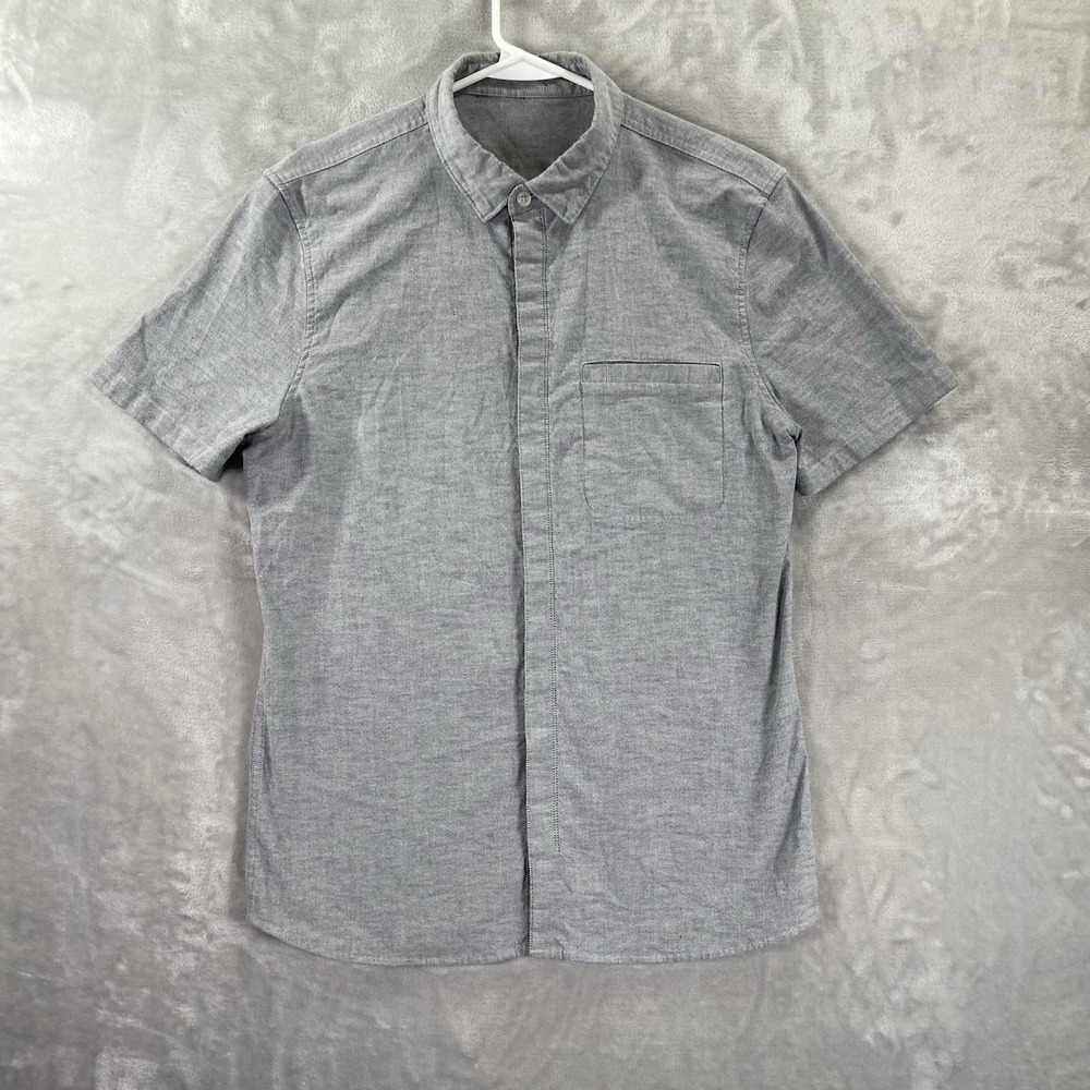 Lululemon Shirt men's Small Button Down Short Sleeve Gray Pocket Modern Casual